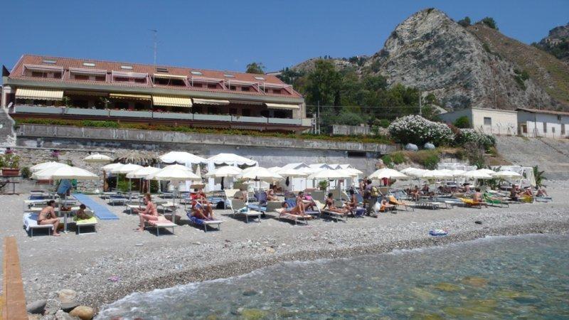 Il Cantone Del Faro Hotel Giardini Naxos Exterior photo